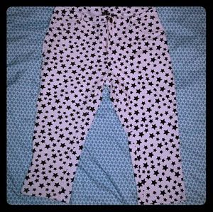 Black and white star print Capri pants
